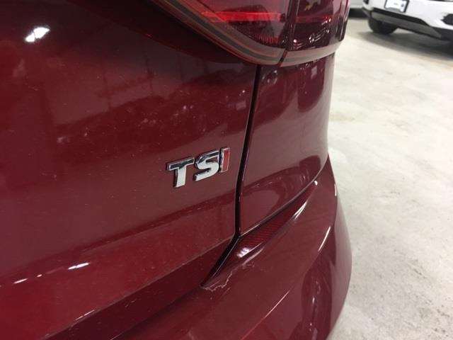 2017 Volkswagen Passat 1.8T R-Line 4dr Sedan